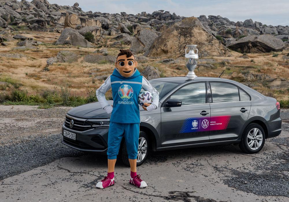 &ldquo;Anri Delone&rdquo; Bakını gəzir &ndash; FOTO